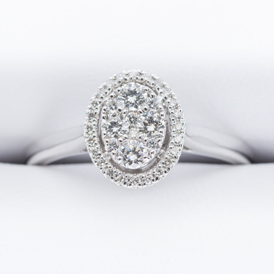 18ct White Gold Oval Diamond Halo Cluster Ring