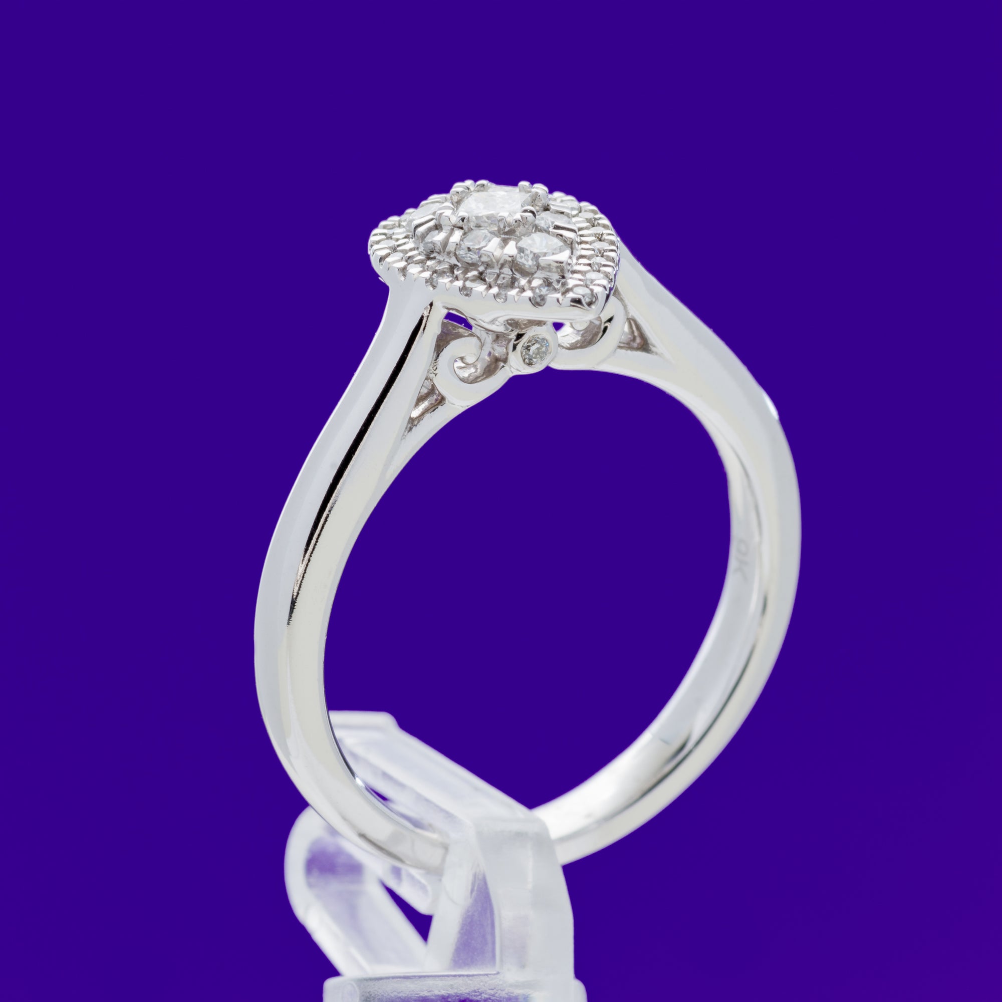 9ct White Gold .25ct Pear shaped Cluster Diamond Ring