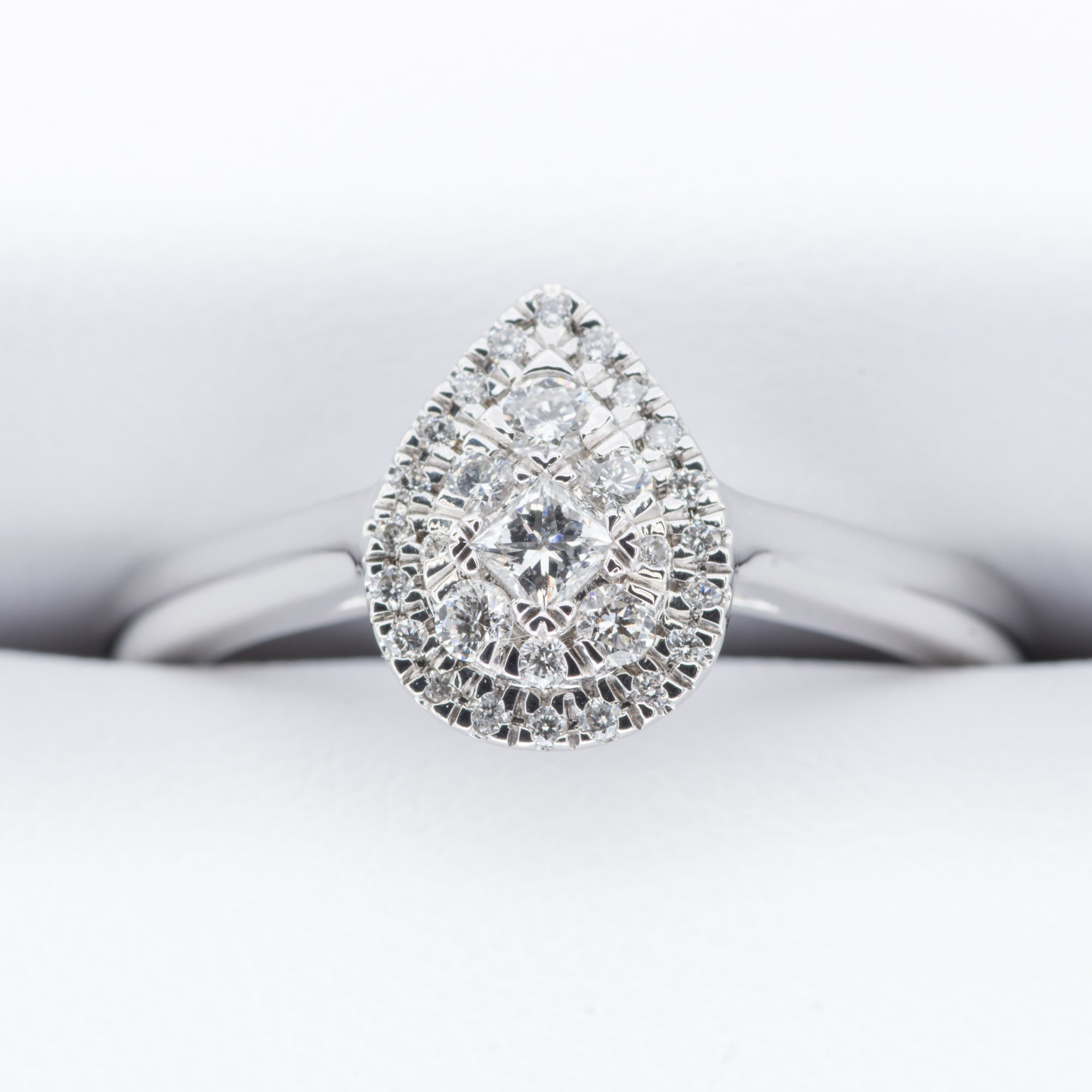 9ct White Gold .25ct Pear shaped Cluster Diamond Ring