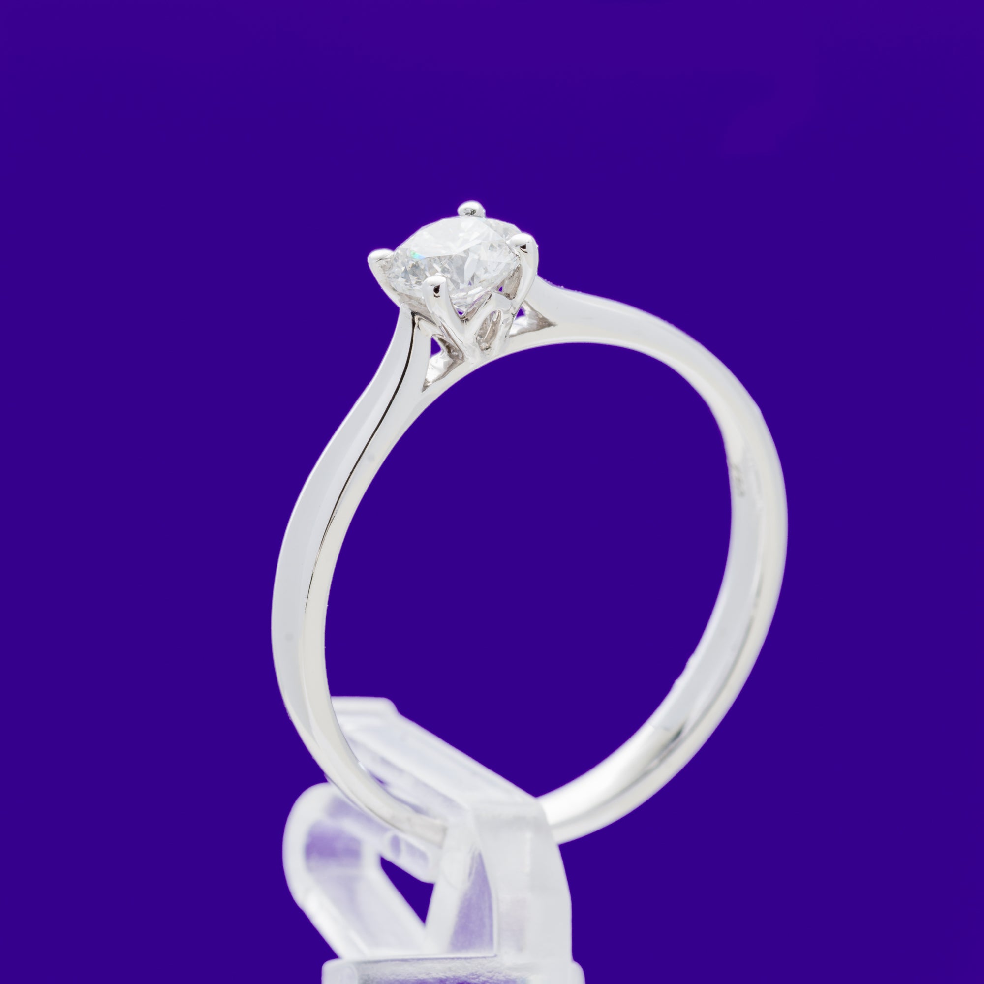 18ct White Gold .41ct Round Brilliant cut Solitaire Diamond Engagement Ring