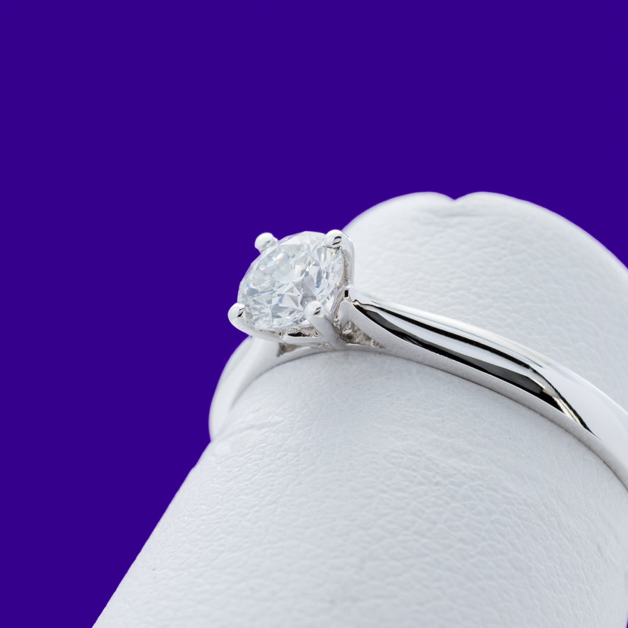 18ct White Gold .41ct Round Brilliant cut Solitaire Diamond Ring