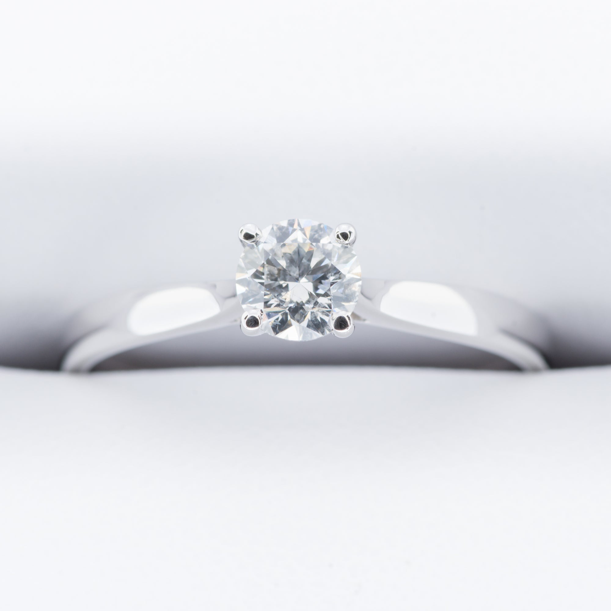 18ct White Gold .41ct Round Brilliant cut Solitaire Diamond Engagement Ring