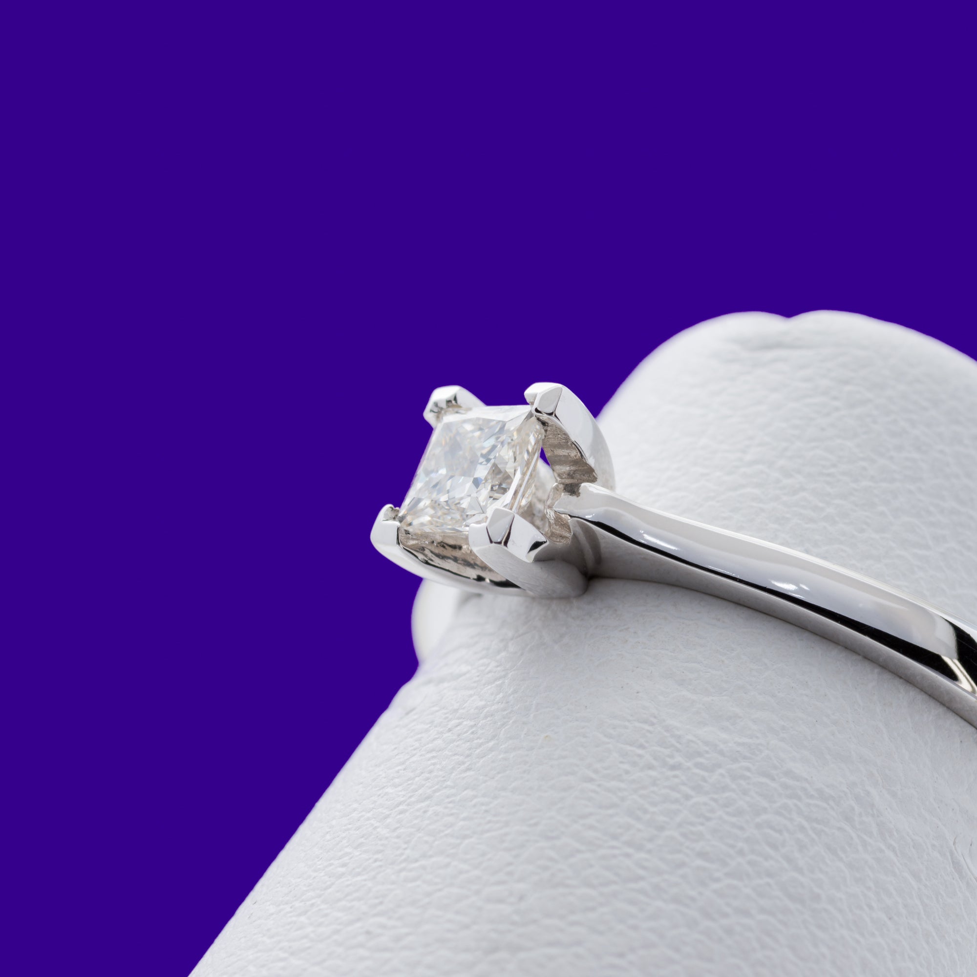 9ct White Gold .25ct Princess Cut Solitaire Diamond Ring